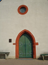 Bronzetafel am Eingang der Klausenberg-Kapelle Bronzetafel am Eingang der Klausenberg-Kapelle